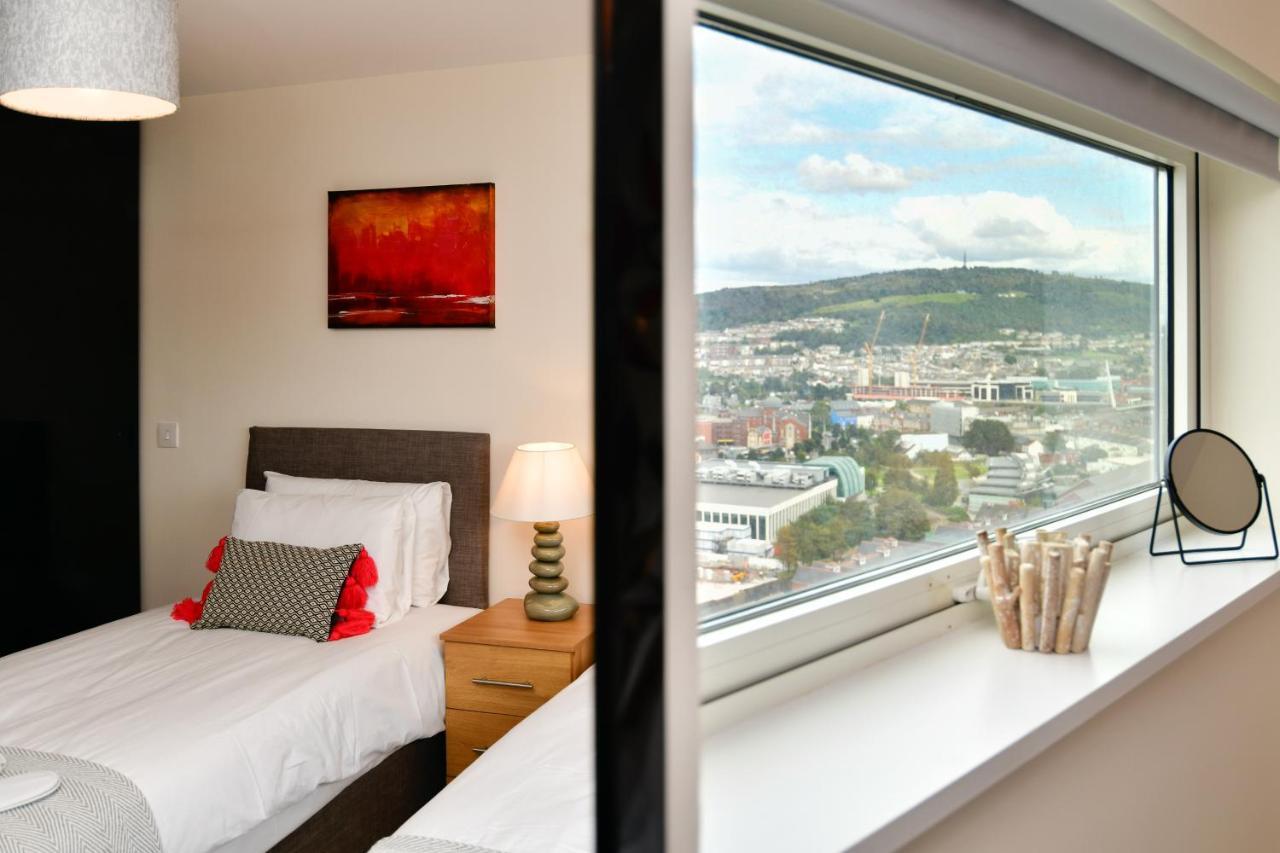 Just Stay Wales - Meridian Quay Penthouses Swansea Exterior foto